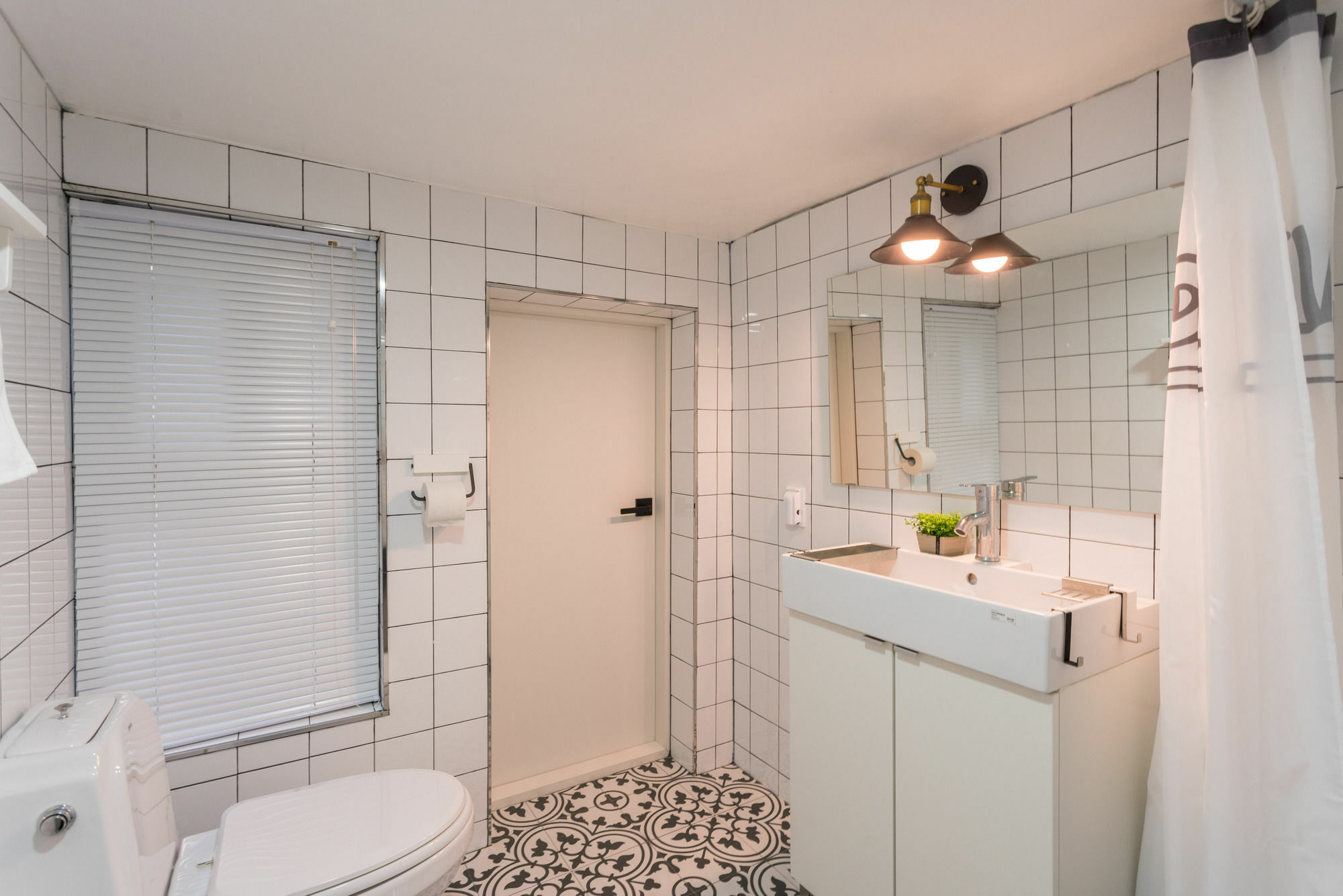 Отель Mono House Hongdae 2 Сеул Экстерьер фото