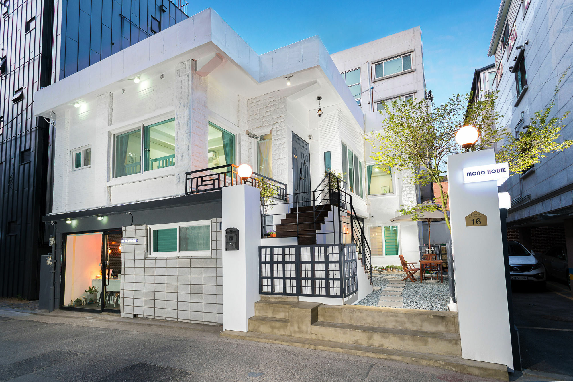 Отель Mono House Hongdae 2 Сеул Экстерьер фото